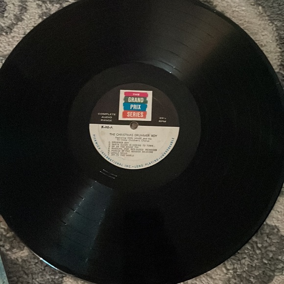 Christmas drummer boy Don Janse and his 60 voice children chorus Record. - Picture 10 of 13